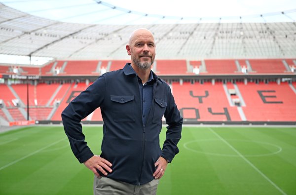 滕哈赫将迎执教药厂首秀：我们很期待 弗拉门戈U20是一支强队