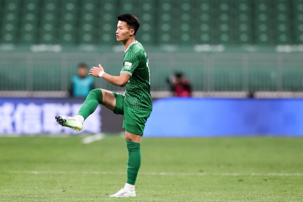 北青：林良铭、杨立瑜和柏杨能否出战要看医疗队伍  的最终评估报告