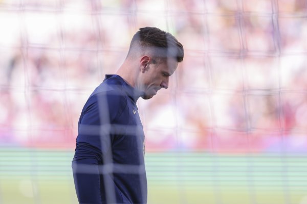 世体：特尔施特根可能将伤缺4-5个月，巴萨可注册霍安-加西亚