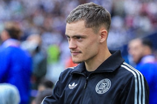 领跑  第二名奥利塞110票! 维尔茨以191票当选射门者年度最佳球员