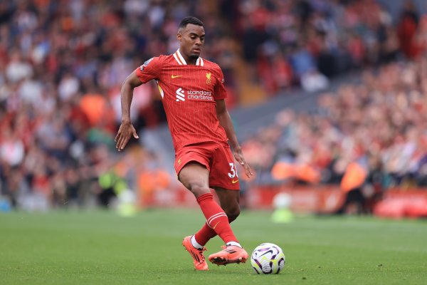 23岁127天,赫拉芬贝赫是英超默西塞德德比传射建功最年轻红军球员