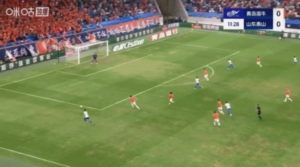 泰山1-0领跑  海牛！瓦科手术刀直塞策动，刘洋助功  李小恒顶球破门