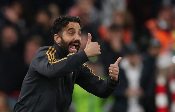 曼晚评分：马奎尔、姆伯莫9分，拉门斯、德里赫特、B费8分