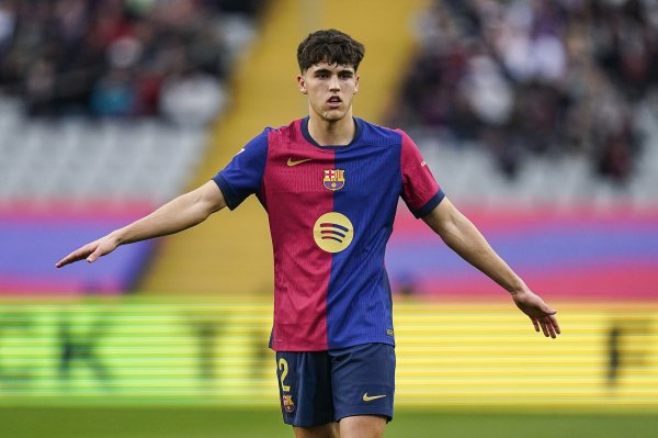 马卡盛赞18岁库巴西：正准备比赛  大学入学考试，但已是巴萨主力