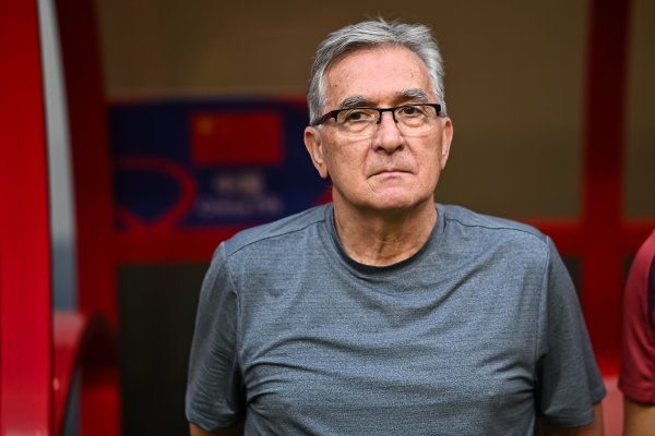 媒体人谈伊万退休：并非没作为，大胆启用年轻人助国足更新换代