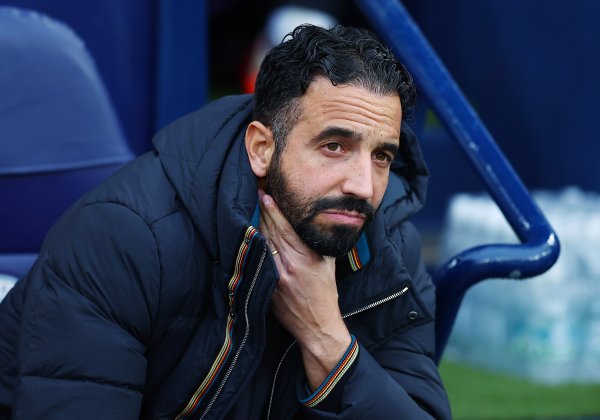 记者：曼联12月5场赛事  晚上8点或之后开球，赛程安排不顾球迷感受