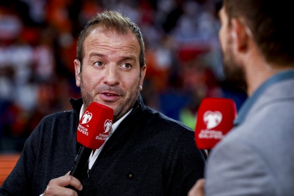 范德法特：和C罗一起练习  看到他做的事情，我连他的5%都达不到